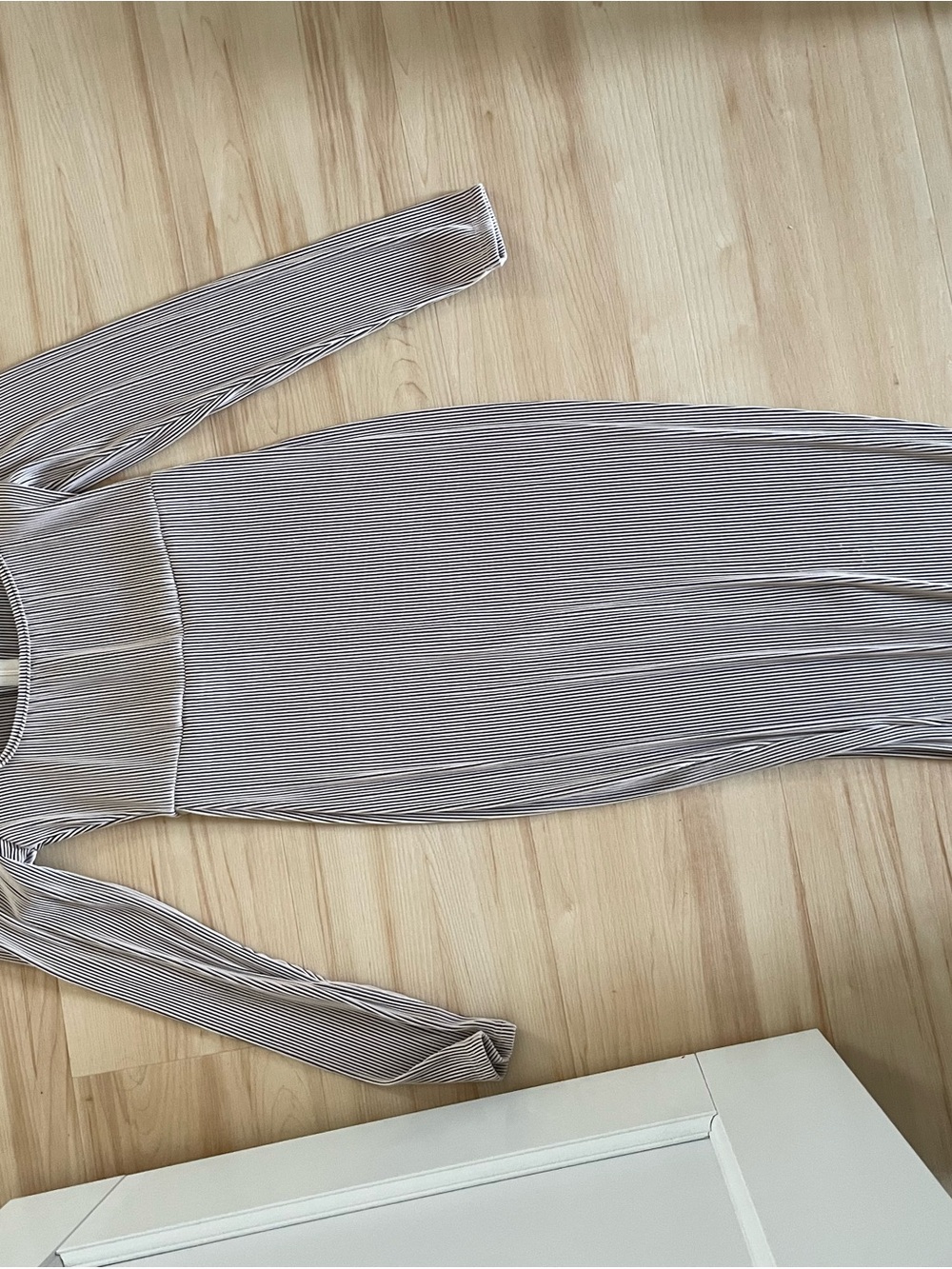 PrettyLittleThing Ribbed Long Sleeve